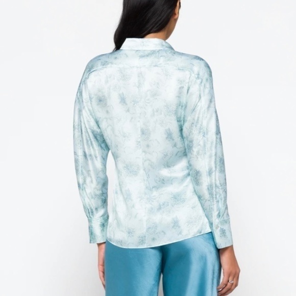 VINCE Dahlia Floral Print Spread Collar Long Sleeve Silk Blouse in Mint Size M - Picture 2 of 12